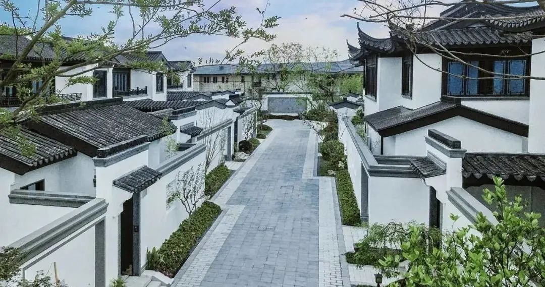 湖光山色别墅实景图